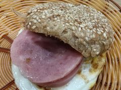 -金诚张妈妈羊汤·驴肉火烧(旧宫佳和园店)