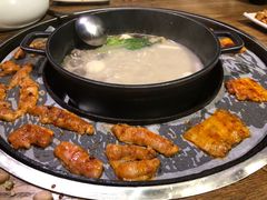 -三人行骨头王火锅(长寿店)