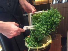 -捞王锅物料理(上海世茂广场店)