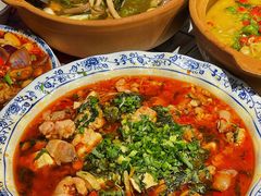 -李双猪·小龙虾·烧烤·羊肉煲(乐山店)