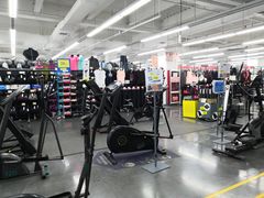 -迪卡侬(明光路店)
