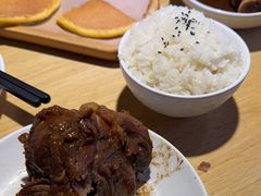 -关东小磨东北菜(上海长风大悦城店)