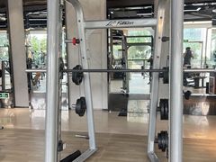 -威克健身游泳(万菱汇店)