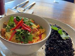泰式黄咖喱鲷鱼虾仁饭-Wagas沃歌斯(五道口购物中心店)