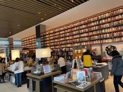 -茑屋书店(天目里店)