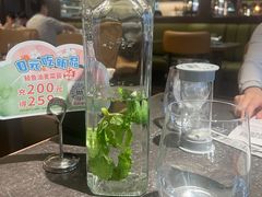 -渔语鱼新川菜Bistro(万象天地店)
