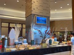 -亚龙湾希尔顿自助餐厅·海鲜·烧烤·沙滩BBQ·现场乐队