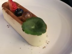 -STARRY CAFE & LOUNGE BAR(高新店)