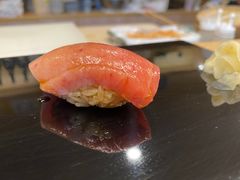 金枪鱼中腹寿司-鮨清日本料理