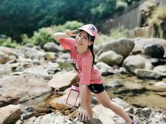 -安吉龙王山峡谷漂流