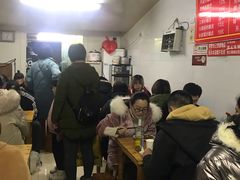 大堂-何记酿皮店(西流湾店)