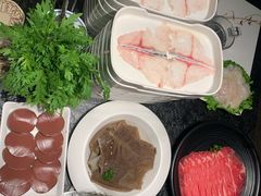 -江小渔鲜鱼火锅(西二道街店)