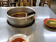 -咏勝锑锅麻辣烫(净居寺路总店)