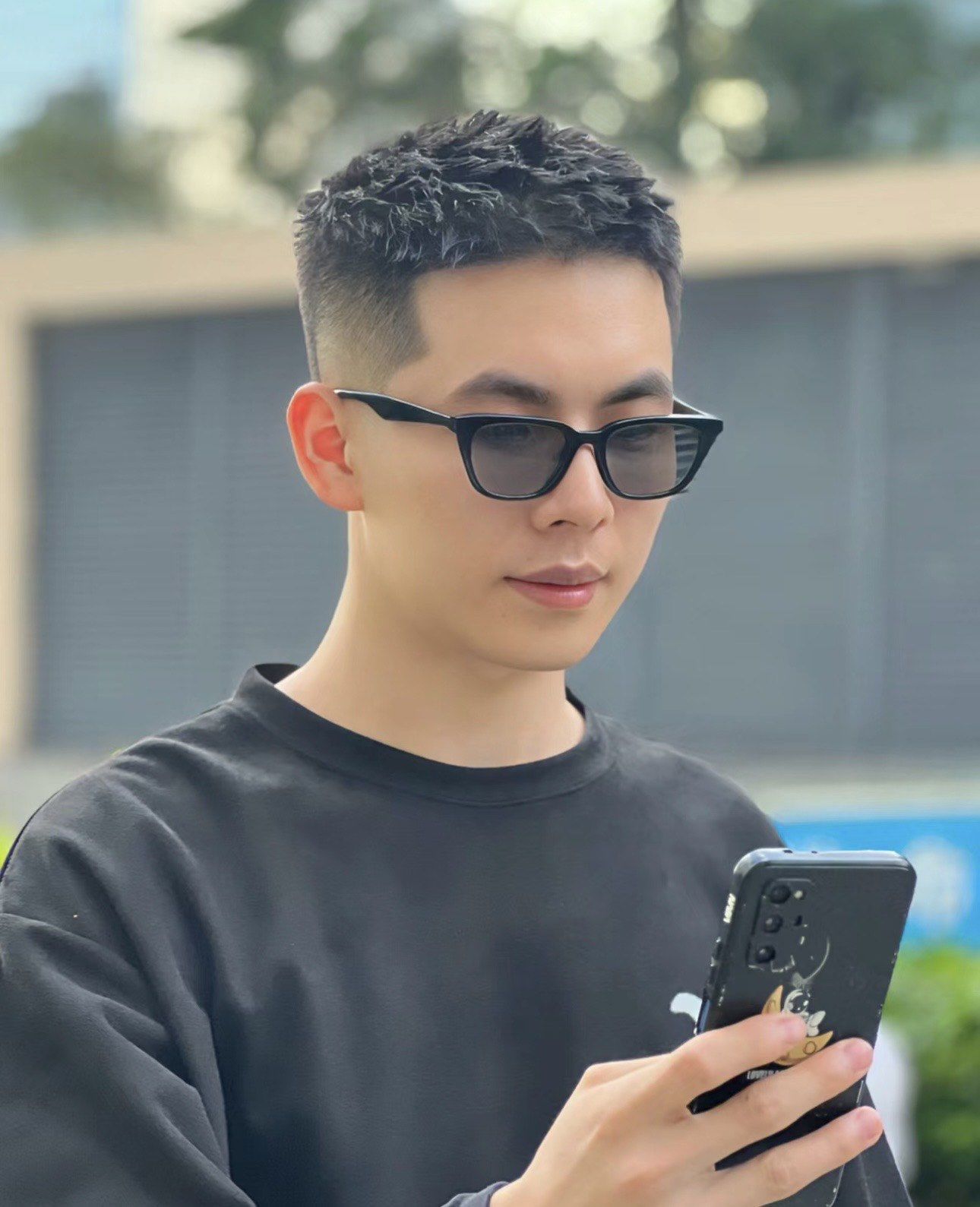 男生发型不一定要长才好看