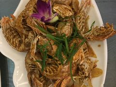 -覃记海鲜美食餐厅