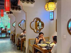 -万重锦·人文川菜馆(骡马市店)