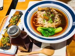 -霸蛮湖南菜·牛肉粉(荣京西街店)