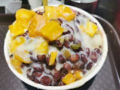 鲜芒果红豆炼乳刨冰-梁子刨冰王(鞍山西道店)