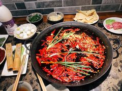 -六公里老火锅(总店)
