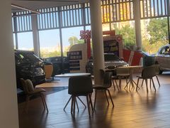 -广州粤之宝宝马4S店(雅瑶店)