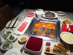 -海底捞火锅鲜切牛肉主题店(长寿路店)