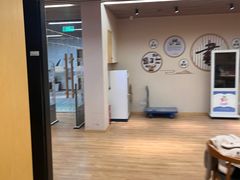 -漕河泾街道图书馆(漕河泾社区文化活动中心店)