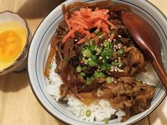 精品肥牛饭单人餐-村上一屋·亚洲菜融合小馆(南楼店)