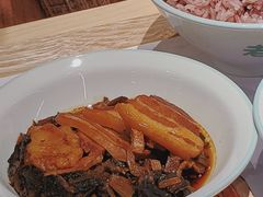 -老乡鸡(上海白玉兰广场店)
