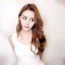 亚麻冷棕色-i Style潮牌美发沙龙