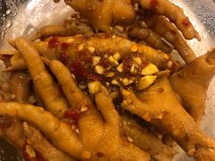 香辣鸡爪-清泉食杂店