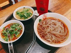 -万记麻辣烫国展总店