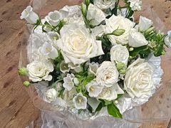 -亭亭鲜花店(中山北路店)