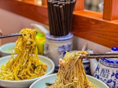 -裕兴记•蟹黄面馆(人民广场店)