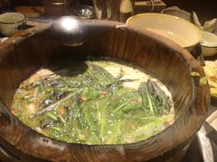 木桶鲜椒味锅底-秋语木桶鱼.酸菜鱼(开发区火车站店)