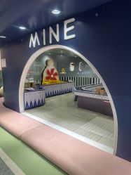 -奈尔宝家庭中心·亲子餐厅(鄞州万达店)