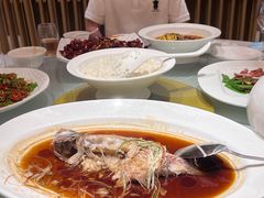 -沁香庭中餐厅·川粤菜(重庆高新假日酒店)