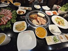 -木槿花韩式炭烤·熟成肉工坊(孙文东路店)