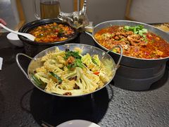 -万重锦·人文川菜馆(骡马市店)