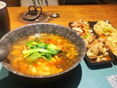 -八月美食小馆(银泰城总店)
