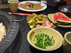 -宽板凳老灶火锅(台湾街店)