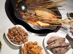 -佰人王串串香火锅(洋珠巷店)