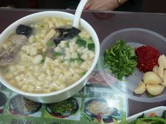 羊肉泡馍-东关吉祥西安腊汁肉夹馍(健德门店)