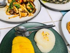 -卷心菜和避孕套餐厅(Pattaya)