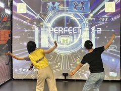 -极限PLAY运动娱乐新世界·团建派对表演休闲馆·室内高空游乐园