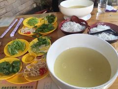 -老滇过桥米线(永安路店)