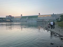 -丹水桥地锅鱼·翘嘴鲌·地方特色全鱼宴(丹江口大坝店)