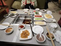 -海底捞火锅(新松江路生日主题店)