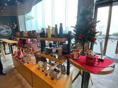 零售区-星巴克臻选(成都环球乐天店)