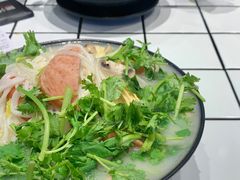 -肥汁米蘭香港米线(长宁来福士店)