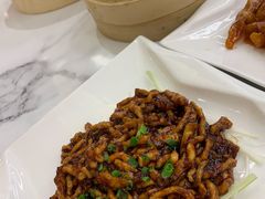京酱肉丝-乐忻皇朝汇(环贸iapm商场店)